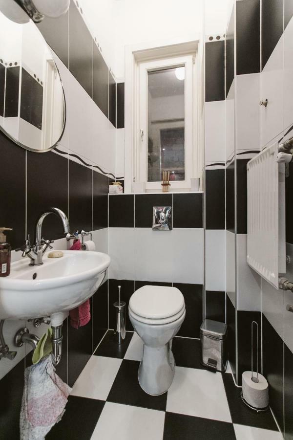 Luxury Apartment View On To The Castle Budapeste Exterior foto